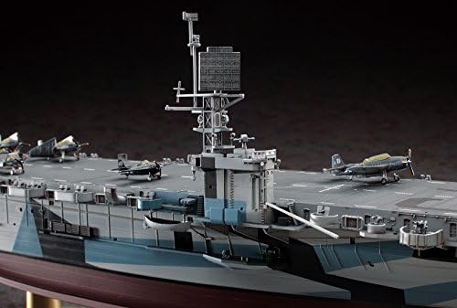 Hasegawa 1: 350 Ölçekli ABD Donanması Eskort Taşıyıcı USS Gambier Körfezi CVE-73 model seti